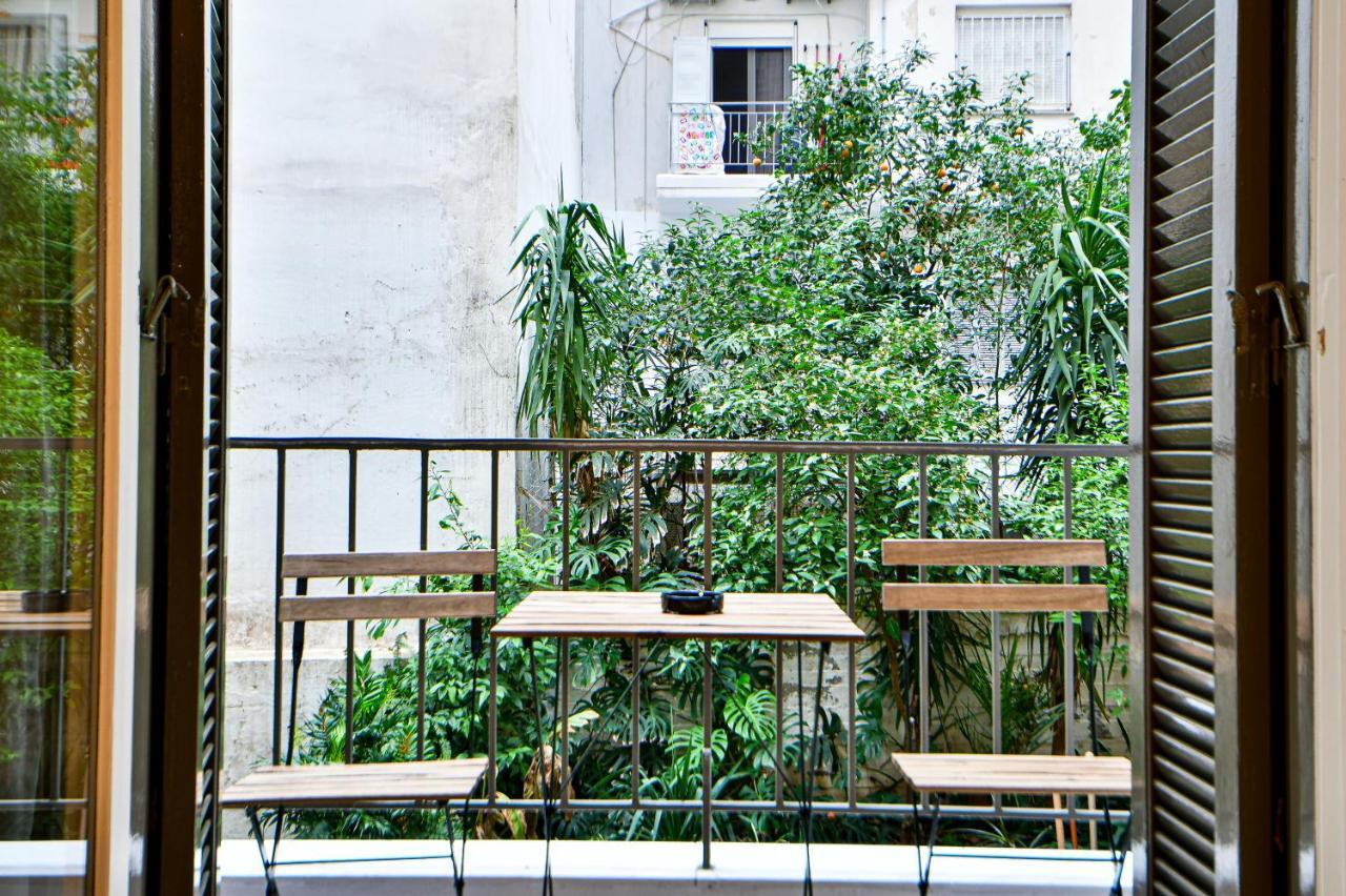 Thiras Lovely Apartment By Zain Athena Bagian luar foto