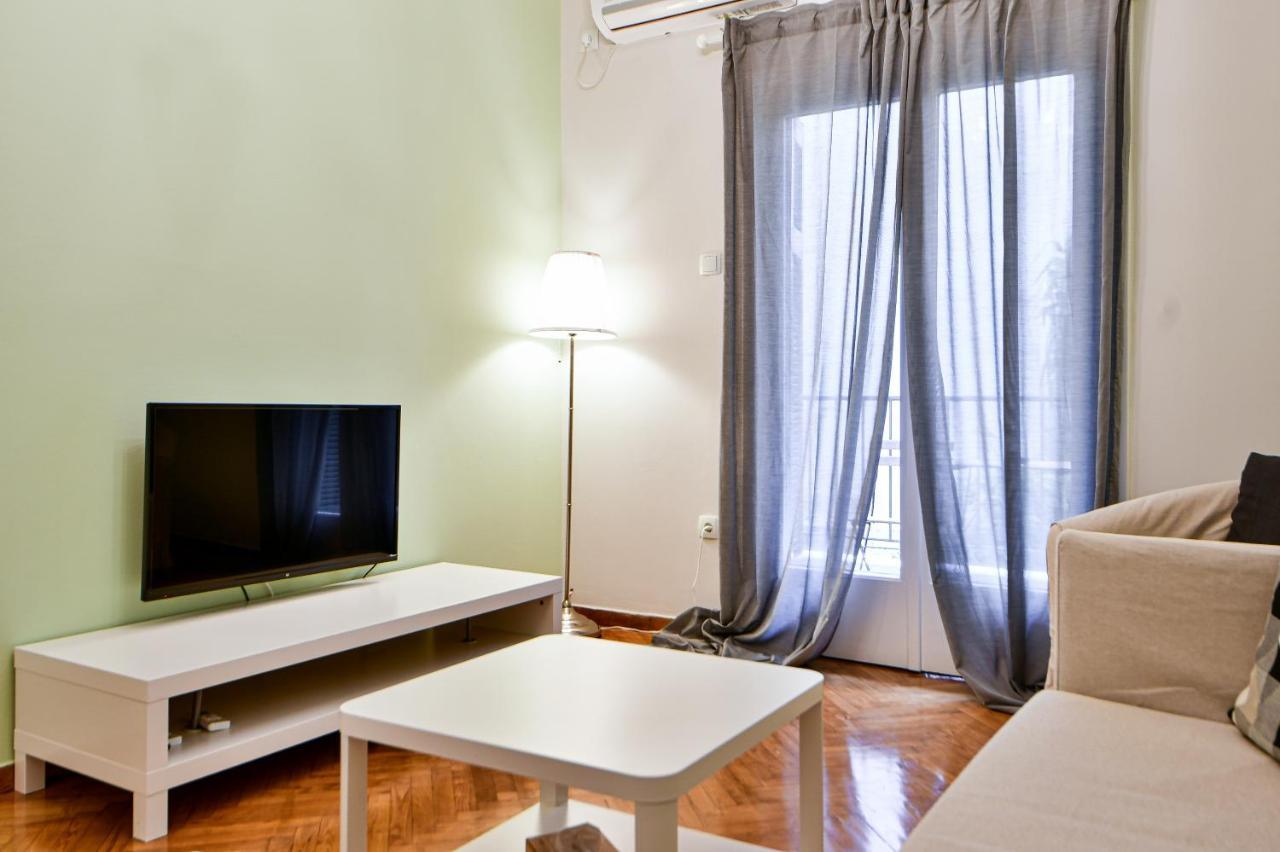 Thiras Lovely Apartment By Zain Athena Bagian luar foto